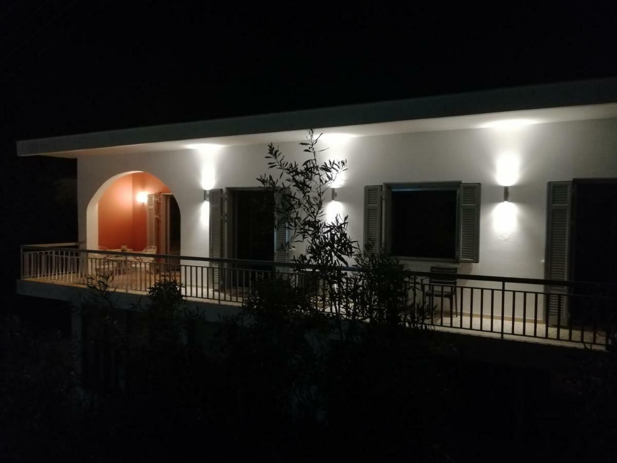 דירות לאונידיון New Garden'S House מראה חיצוני תמונה